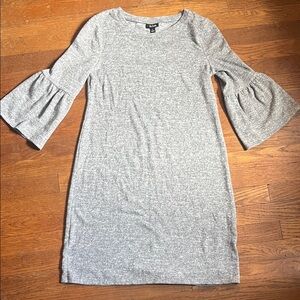 a.n.a like new Gray Long Sleeve Dress with Flared Cuffs